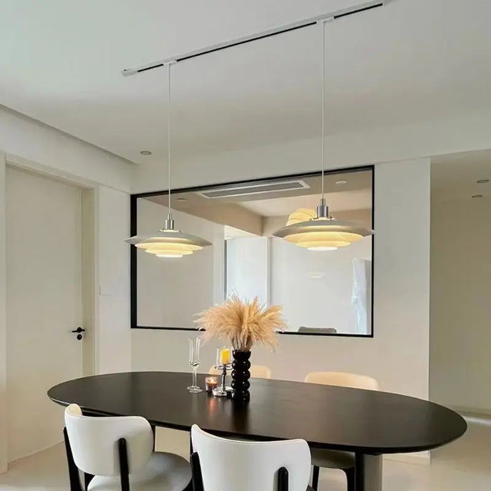 Danish Minimalist Nordic Restaurant Chandelier Modern Minimalist Designer UFO Track Chandelier Full Spectrum Dining Table Lamp