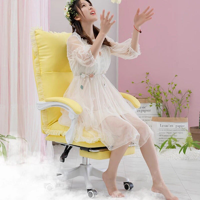 Fashion New Product Pink Lace Computer Chair Girl Bedroom Game Chair Office Home Study Chair Soft PU Sofa Game Chair Promotion