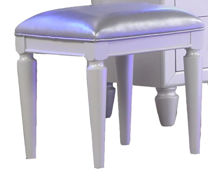 Perla King 5-N Pc Vanity LED Bedroom Set Made with Wood in Milky White