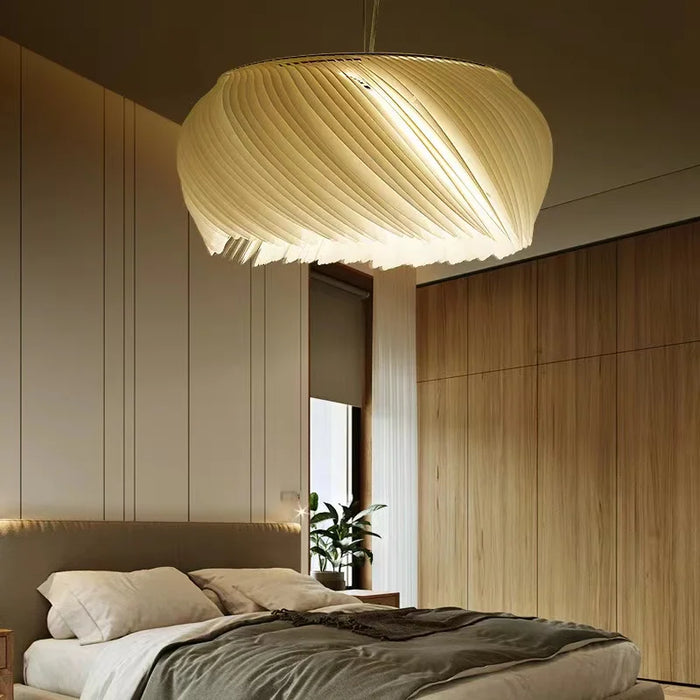 Modern Creative Personality White Art Chandelier Bedroom Chandelier Kitchen Light Hanging Lights on The Table for Room Lighting