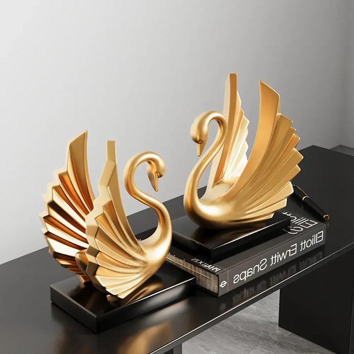 Luxury Home Living Decor European Style Romantic Couple Swans Resin Statue Crafts Interior Cabinet Decorations Figurines Gift