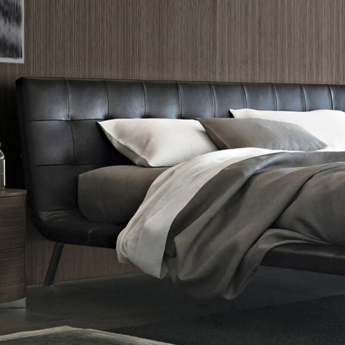 Nordic Italian Genuine Leather Bed Frame Solid Wood Queen Headboard 150 Modern King Size Beds Furniture Villa Cama Matrimonial