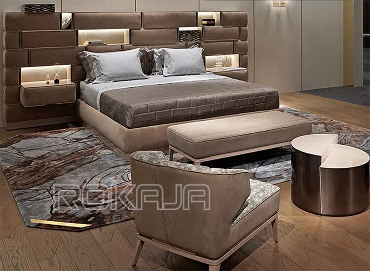 Hot Sales Luxury King Size Bed Five Star Hotel Bed Set Bed Frames With Integrated Table Big High Headboard Bedroom Sets