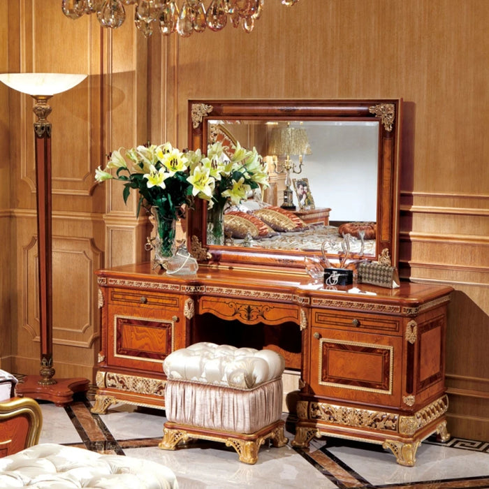 European-style Carved Beech Master Bedroom Red-brown Wood Color Veneer Gold Leaf Retro Queen Bed