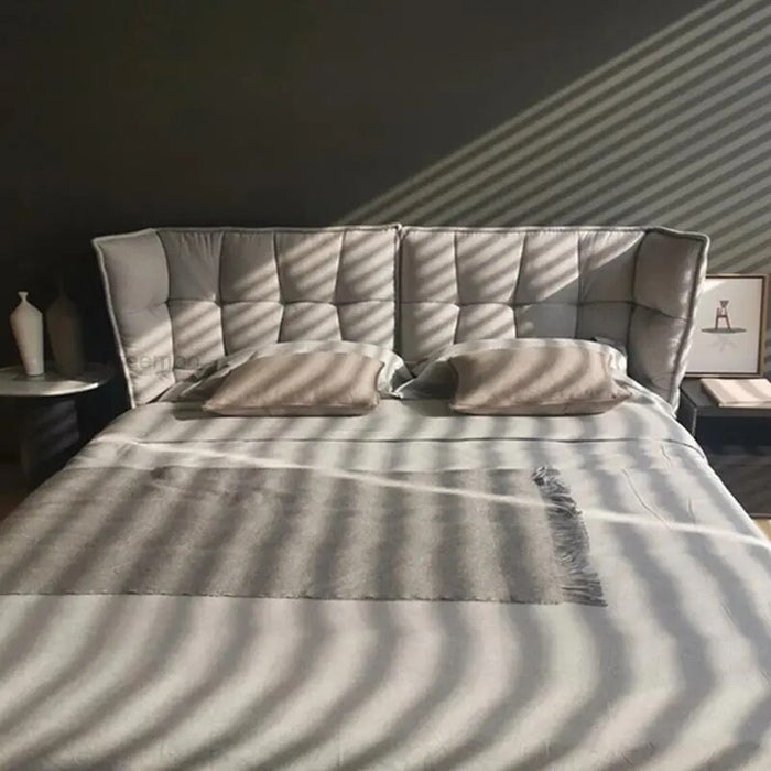 Modern Minimalist Leather Italian Double Bed Master Bedroom Fashionable Comfortable Bed Sets for Bedroom