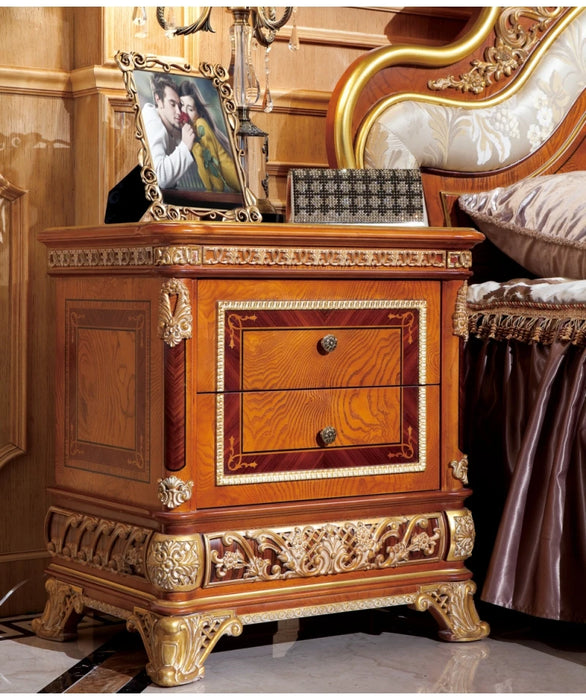 European-style Carved Beech Master Bedroom Red-brown Wood Color Veneer Gold Leaf Retro Queen Bed