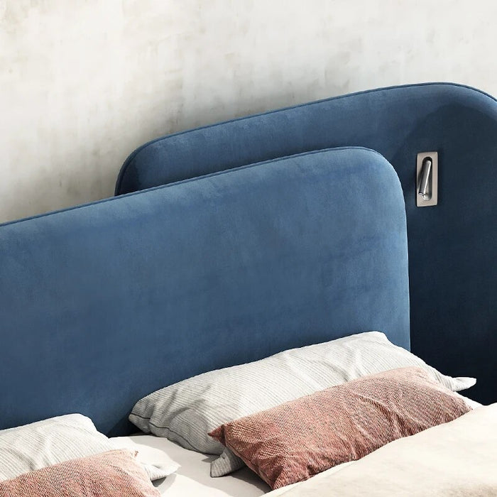 Modern Luxury Up-Holstered Beds Bedroom Furniture Italian Tufted Headboards Pine Wood King Size Bed Frame Queen cama de casal